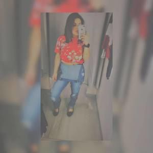 Meet your Posher, Evelyn